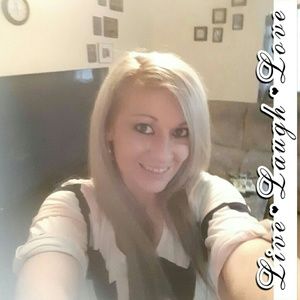 Meet your Posher, Nikita